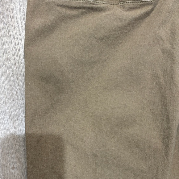 Columbia Men's Tan Chinos - Picture 6 of 6